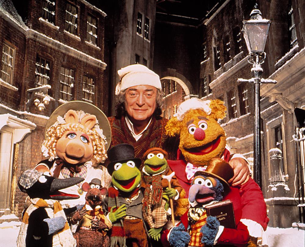 MUPPET CHRISTMAS CAROL, Miss Piggy, Michael Caine, Fozzie Bear, Kermit, Gonzo, 1992