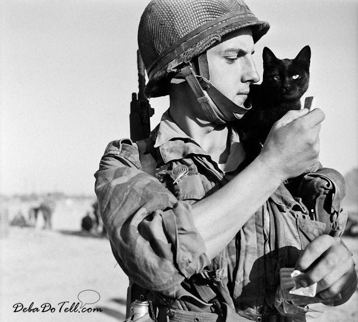 vintage-soldiers-and-kitties-black+cat-DebaDoTell-Deborah-Reed