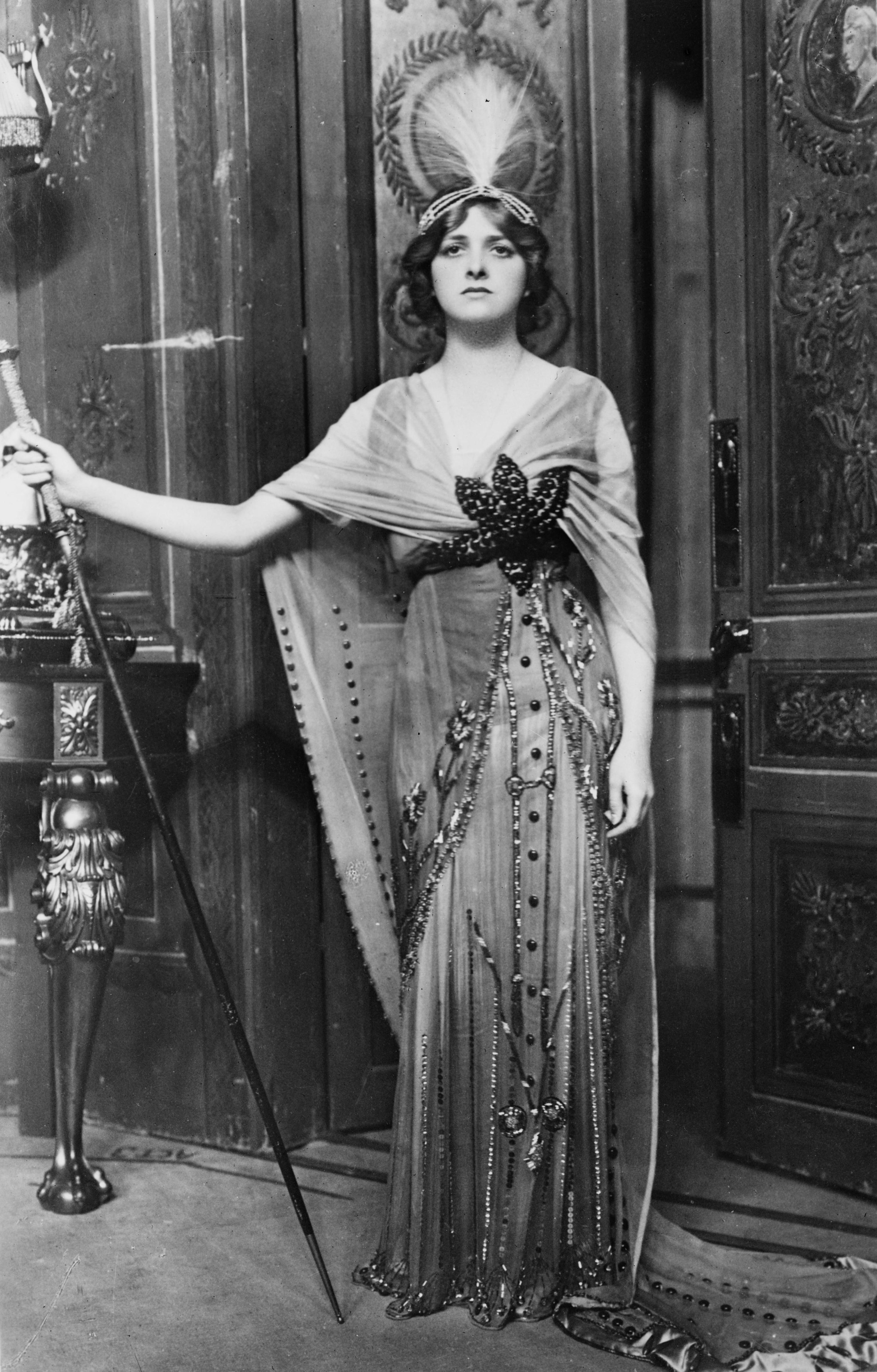 Gladys-Cooper_Ggbain